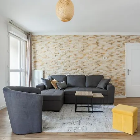 Appartement Spacieux Pres De La Seine Sartrouville